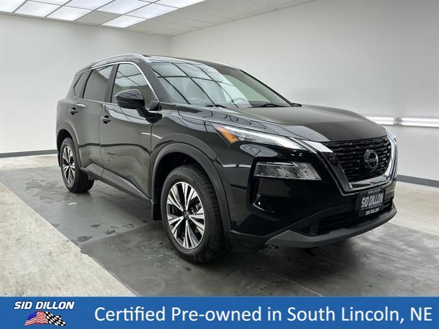 Used 2023 Super Black Nissan SV image 3