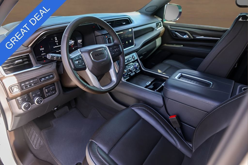 Used 2024 White Frost Tricoat GMC Denali image 10