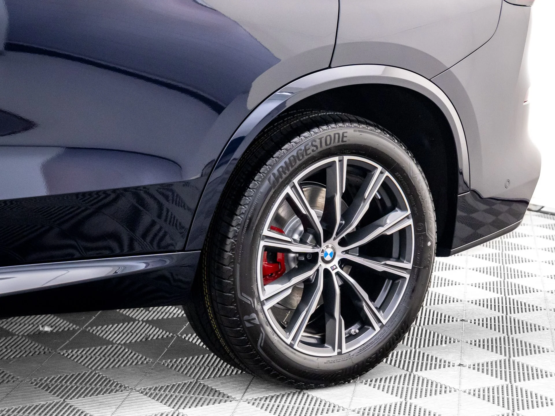 Certified Used 2026 Black BMW xDrive40i image 34