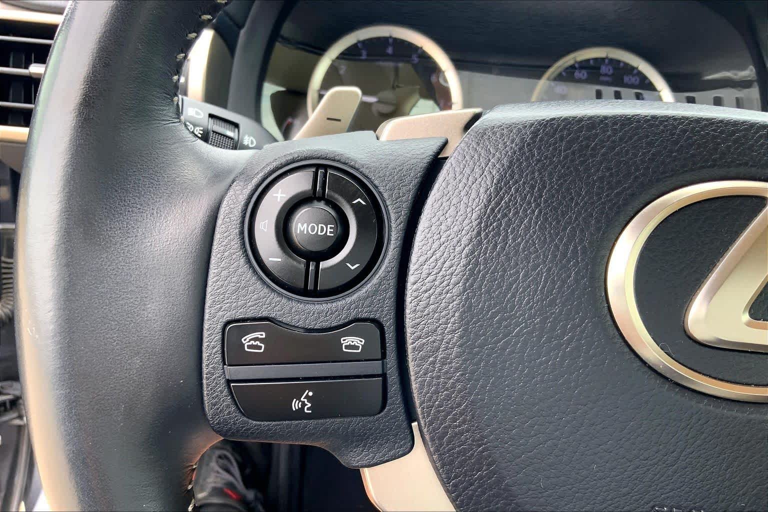 Used 2014 Nebula Gray Pearl Lexus  image 24