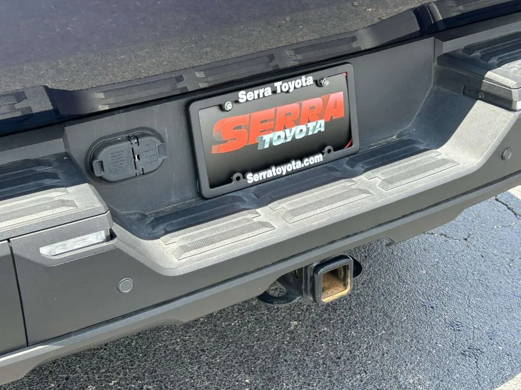 Used 2024  Toyota Limited image 11