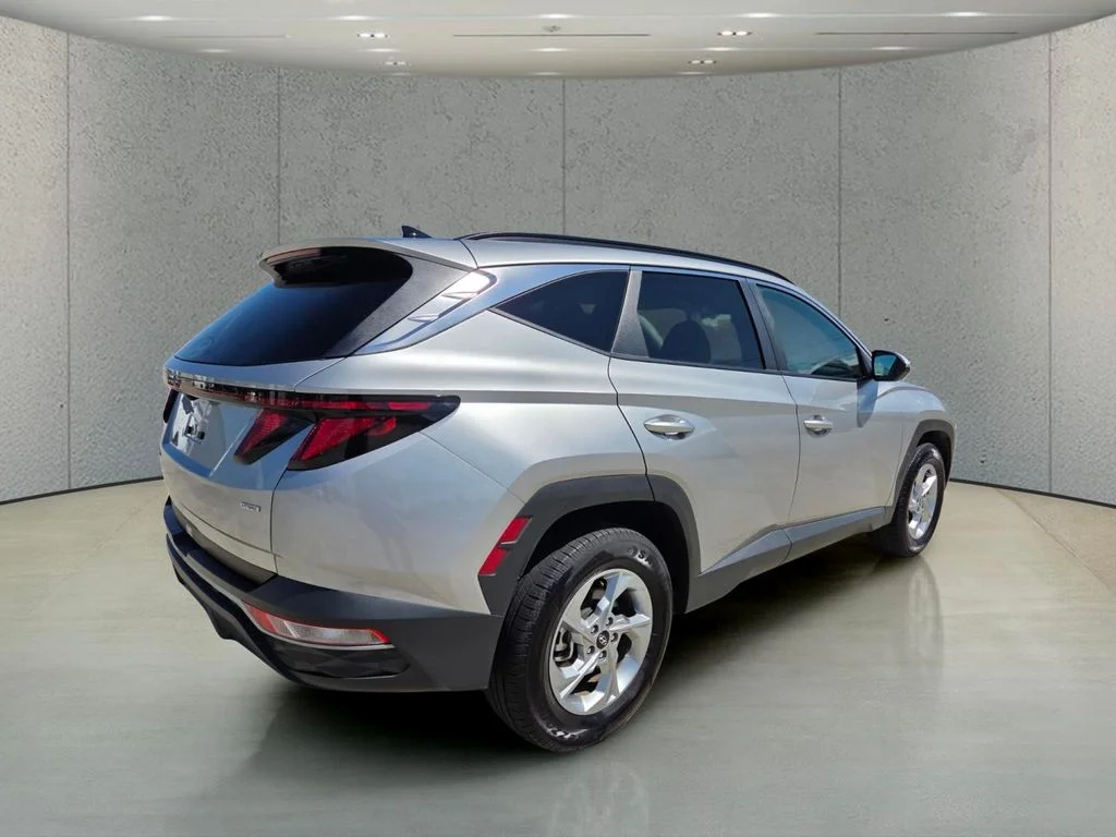 Certified Used 2024 Silver Hyundai SEL image 4