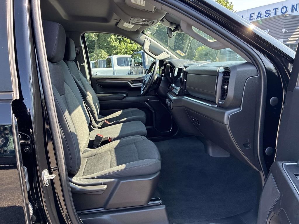 Used 2023 Black Chevrolet LT image 9