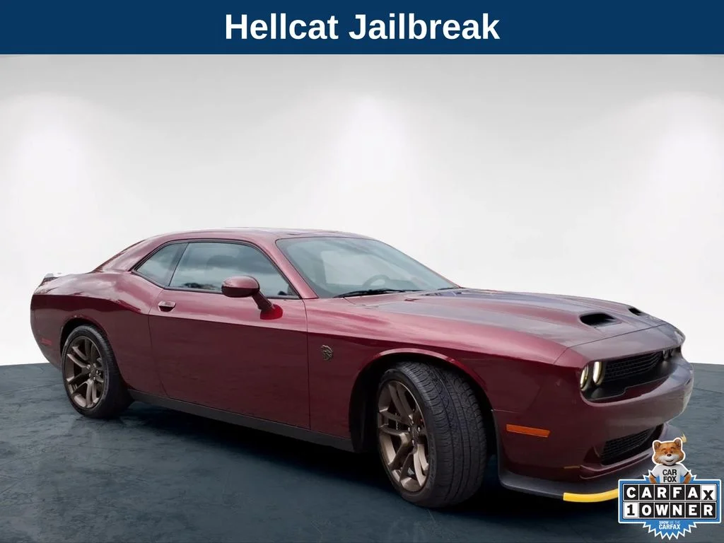 Used 2023 Red Dodge SRT Hellcat Jailbreak image 5