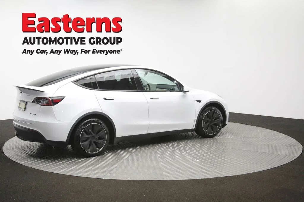 Used 2020 White Tesla Long Range image 37