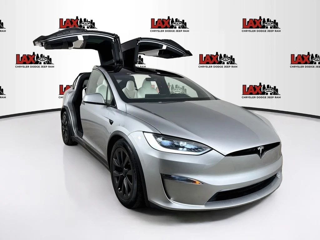 Used 2024 Gray Tesla Base image 31