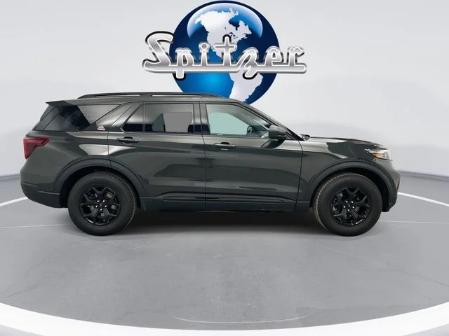 Used 2022 Green Ford Timberline image 10