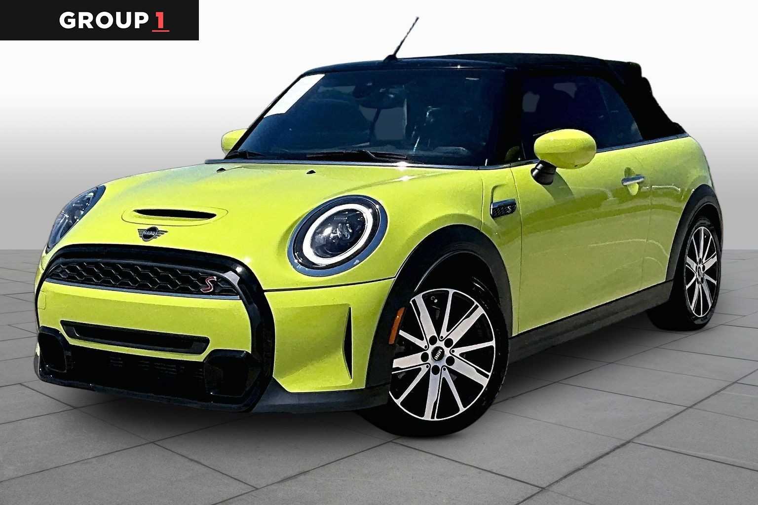 2024 MINI Convertible Cooper S's photo