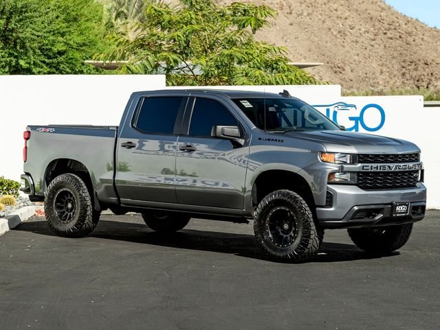 Used 2021 Satin Steel Metallic Chevrolet Custom image 4