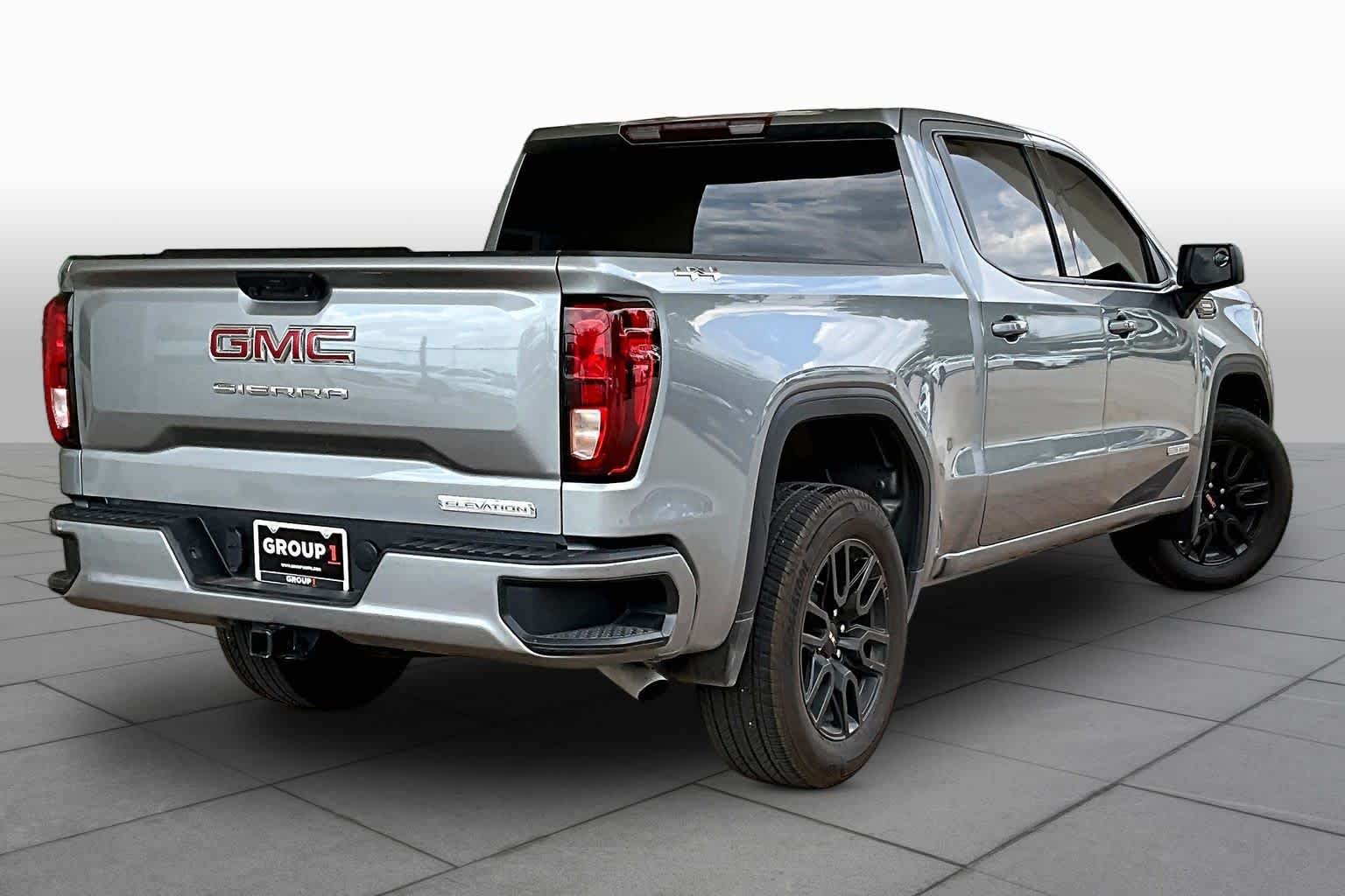 Used 2026 Sterling Metallic GMC Elevation image 12