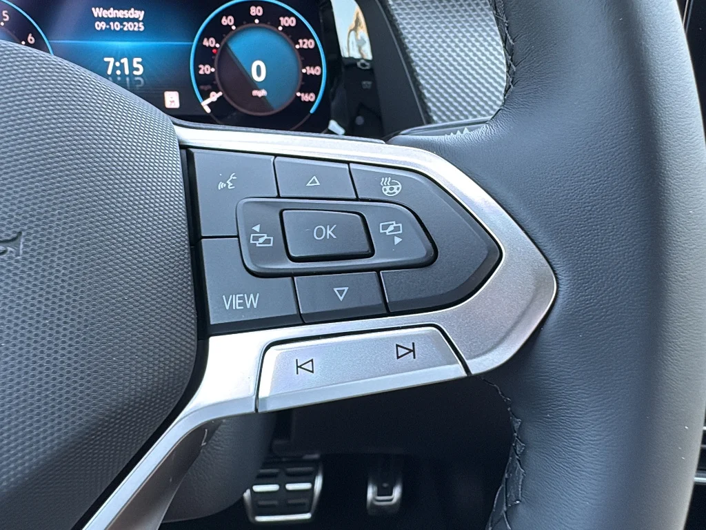 2026 Volkswagen Atlas Cross Sport SEL R-LINE - Photo 20