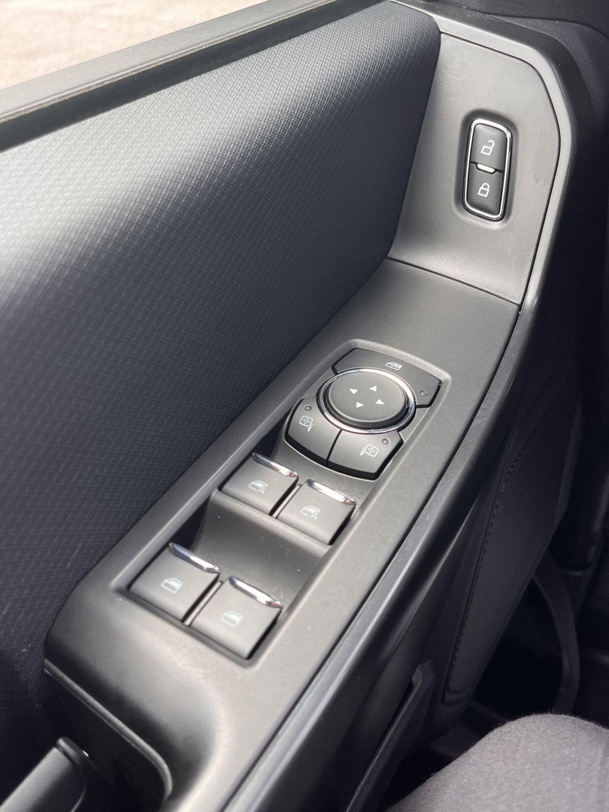 Used 2023 Oxford White Ford XL image 22