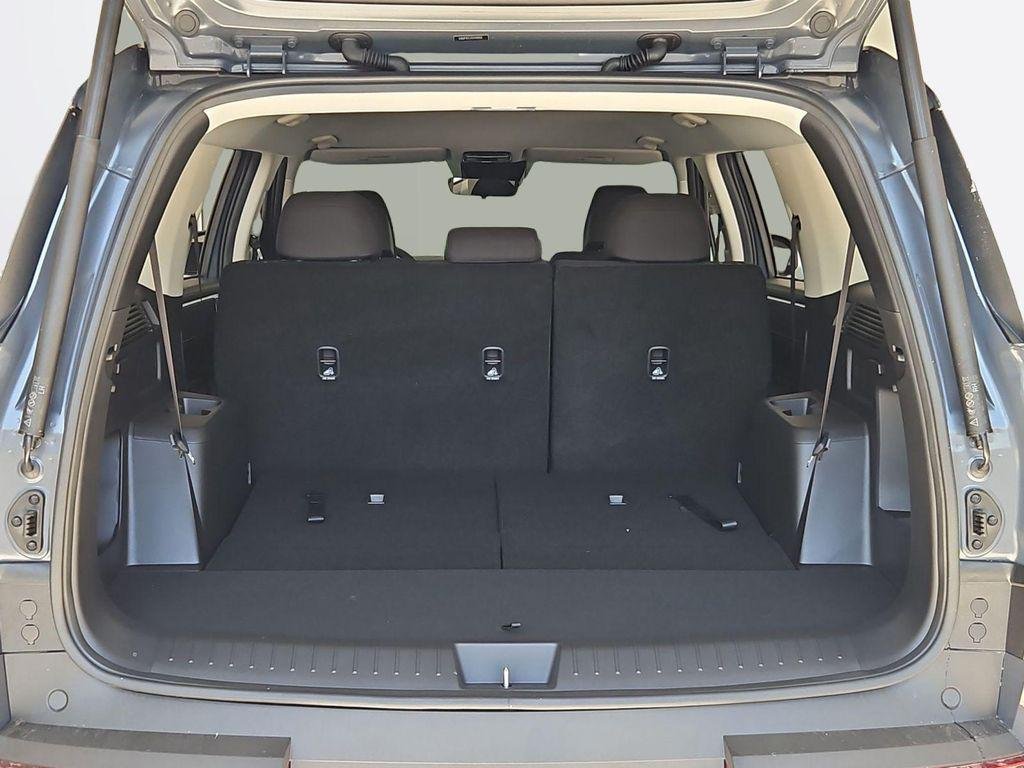 New 2026 Gray Hyundai SE image 24