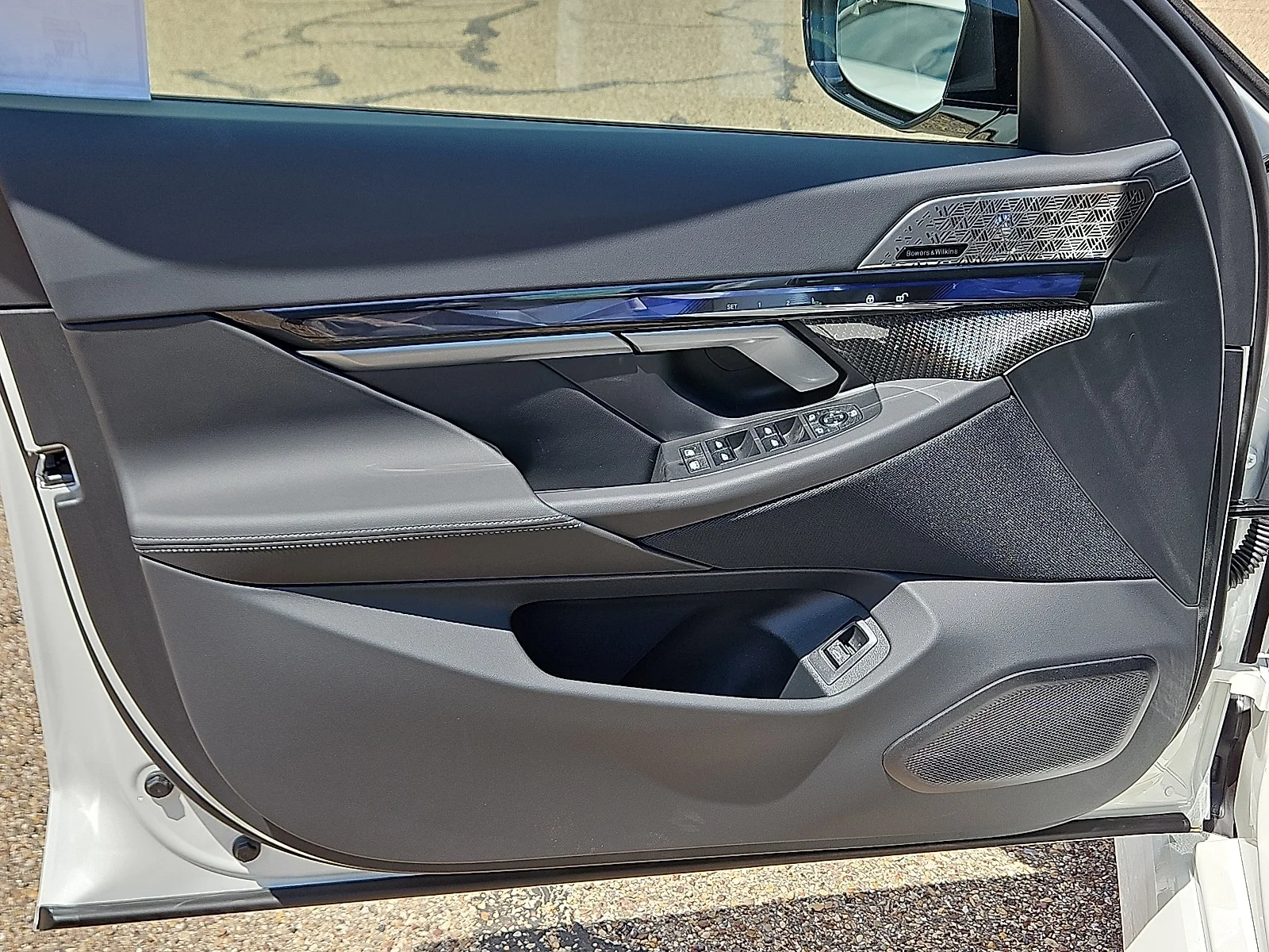 New 2025 Alpine White BMW All-Wheel Drive image 11