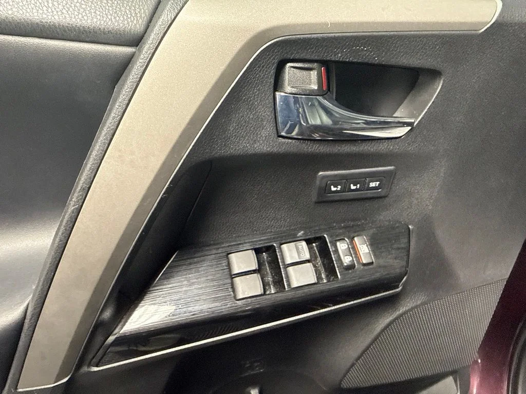 Used 2016 Black Toyota Limited image 24