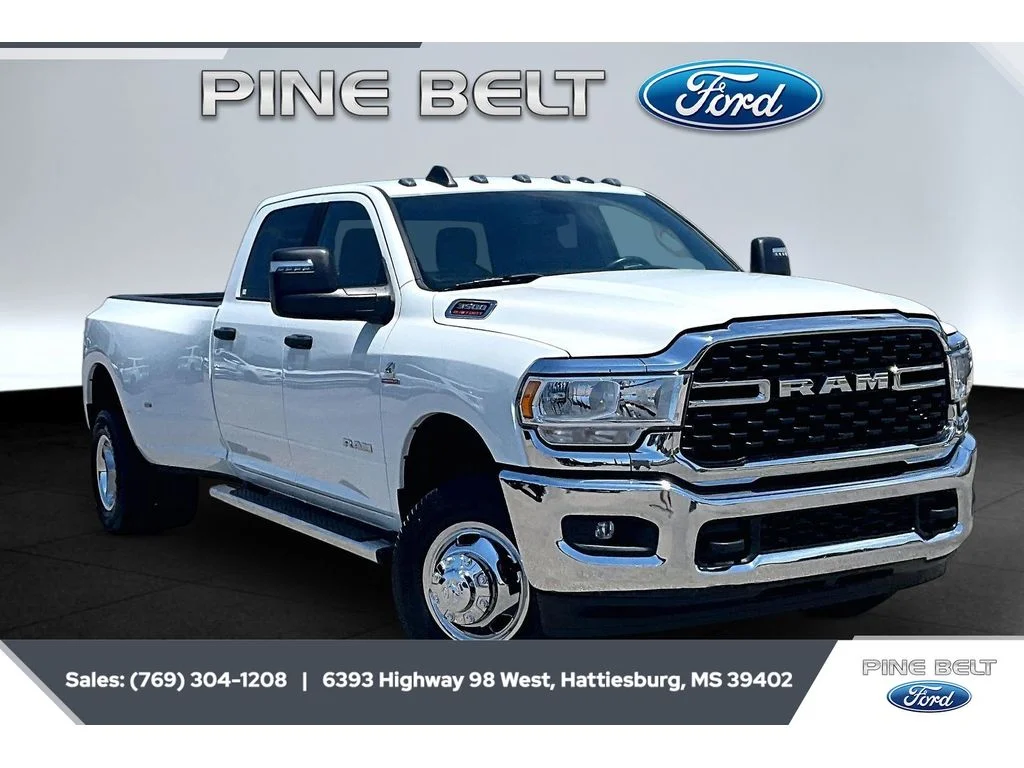 2023 RAM 3500 Big Horn 4X4 Crew Cab LWB's photo
