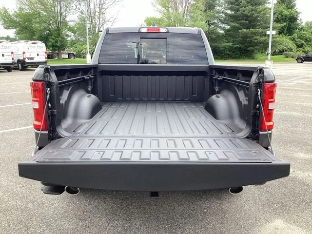 New 2026 Crystal Metallic Ram BIG HORN CREW CAB 4X4 6