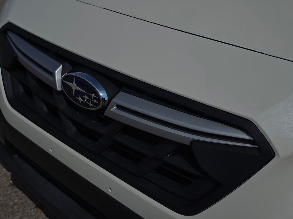Used 2023 White Subaru Base image 13