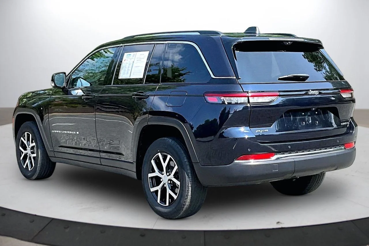Used 2023 Black Jeep Limited image 6