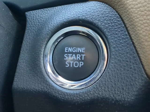 Certified Used 2021  Toyota XLE Premium image 35
