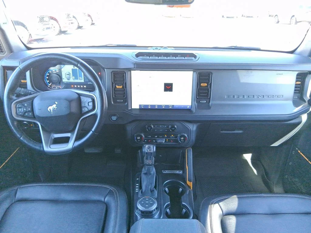 Used 2024 Oxford White Ford Badlands image 12
