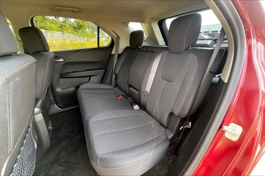 Used 2017 Red Chevrolet LT image 26