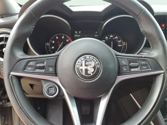 Used 2019  Alfa Romeo Ti image 16