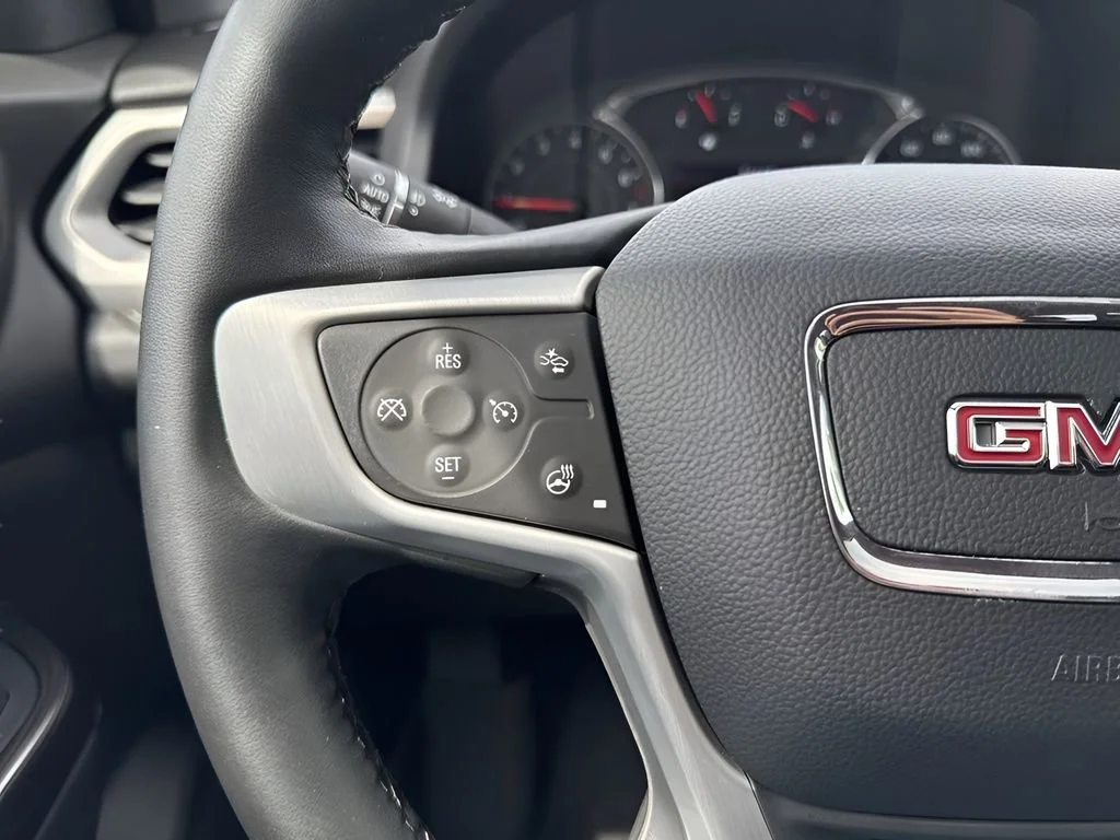 Used 2023 Summit White GMC SLT image 17