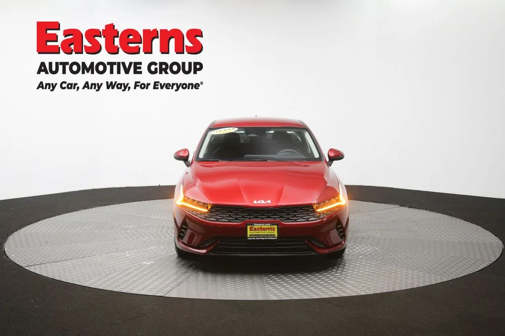 Used 2023 Red Kia LXS image 51