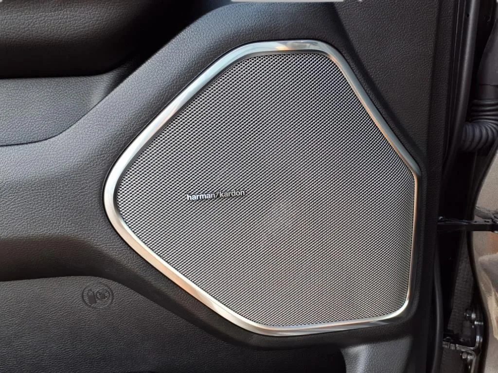 2026 RAM 1500 Laramie - Photo 16
