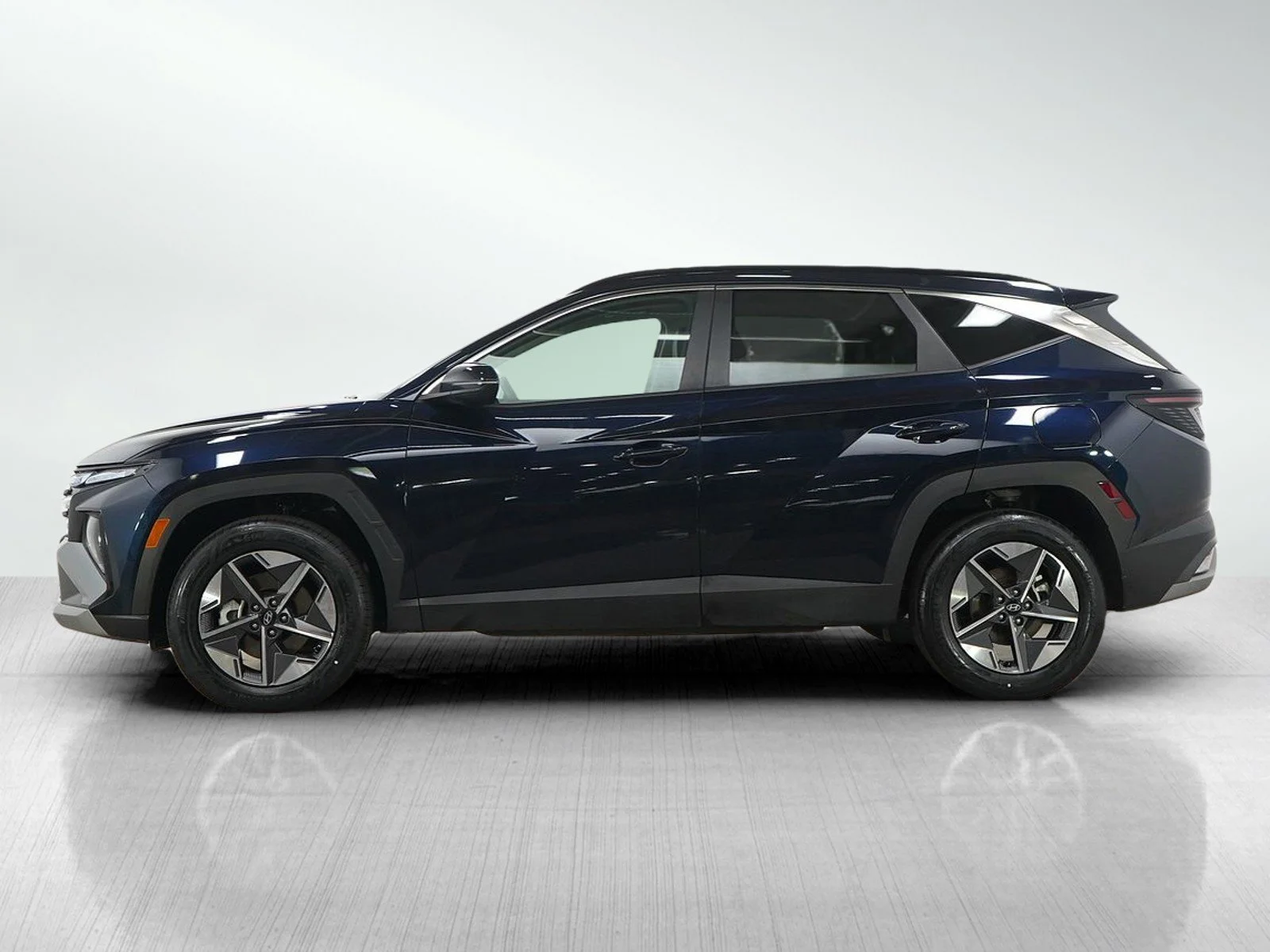 Used 2025 Hyundai Tucson SEL Convenience with VIN KM8JCDD18SU261521 for sale in Minneapolis, Minnesota