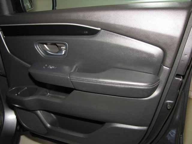 Certified Used 2025 Modern Steel Metallic Honda Touring image 21
