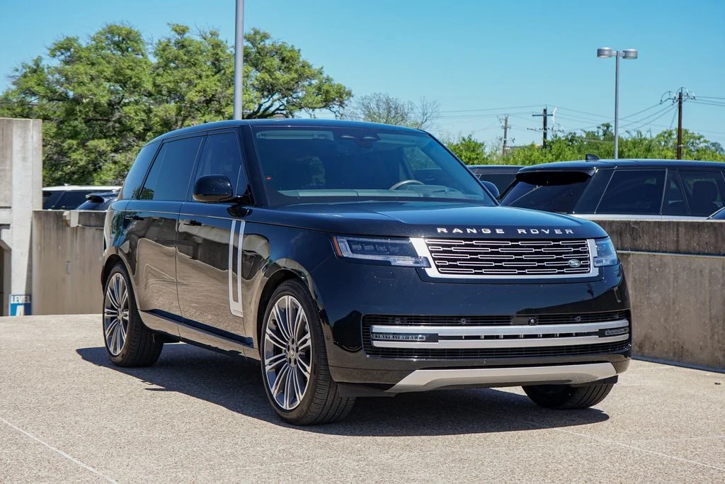 Certified Used 2025 Black Land Rover Autobiography image 12
