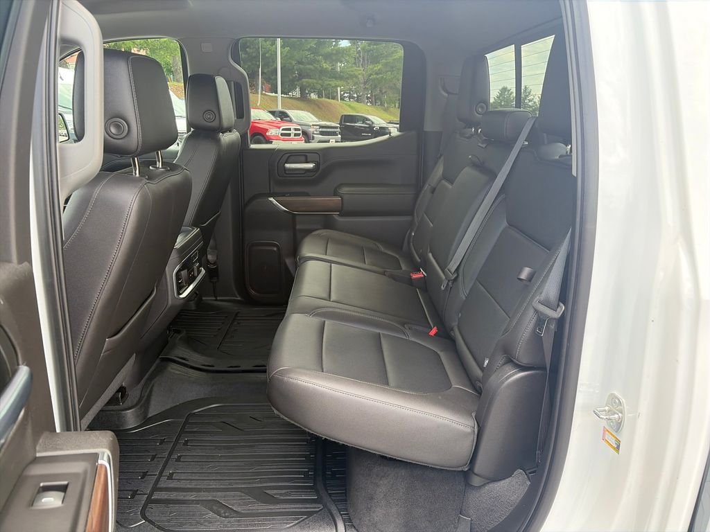 Used 2019 White GMC SLT image 25