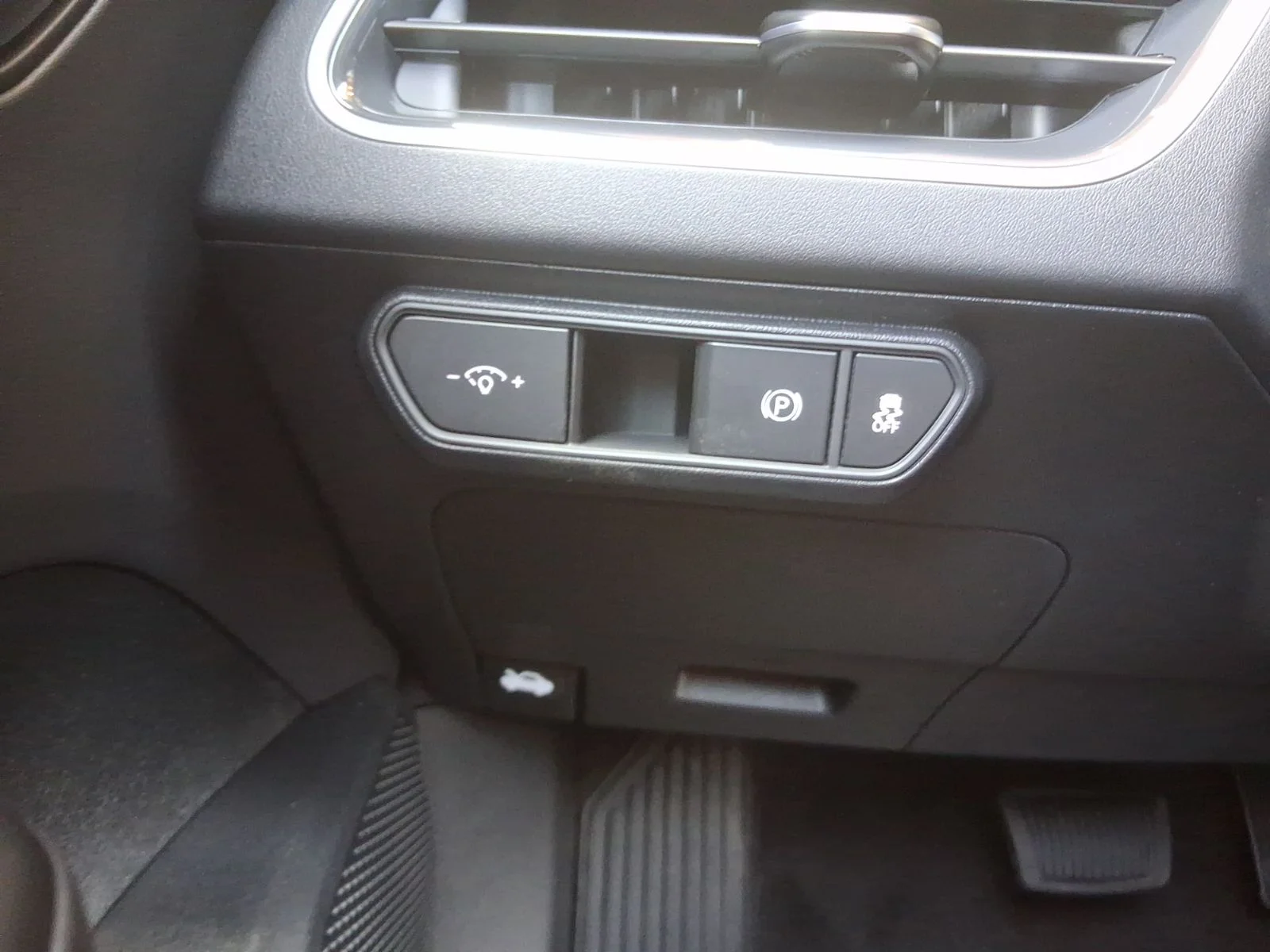 New 2026 White Kia GT-Line image 15