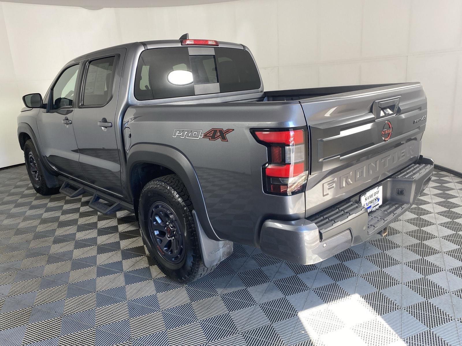 Used 2025 Gun Metallic Nissan PRO-4X image 5