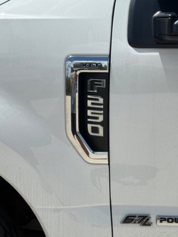 Used 2021 White Ford XLT image 11