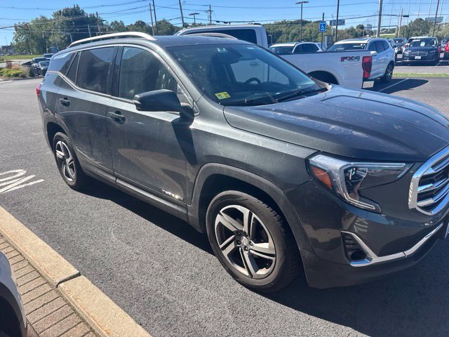 Used 2018 Gray GMC SLT image 2