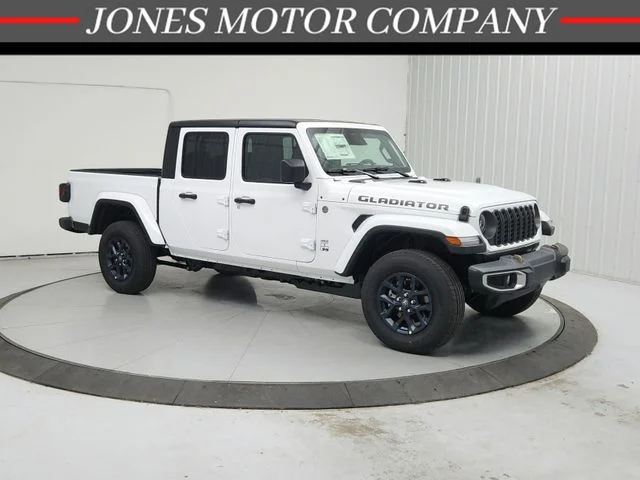 2026 Jeep Gladiator 85th Anniversary Edition Auto's photo