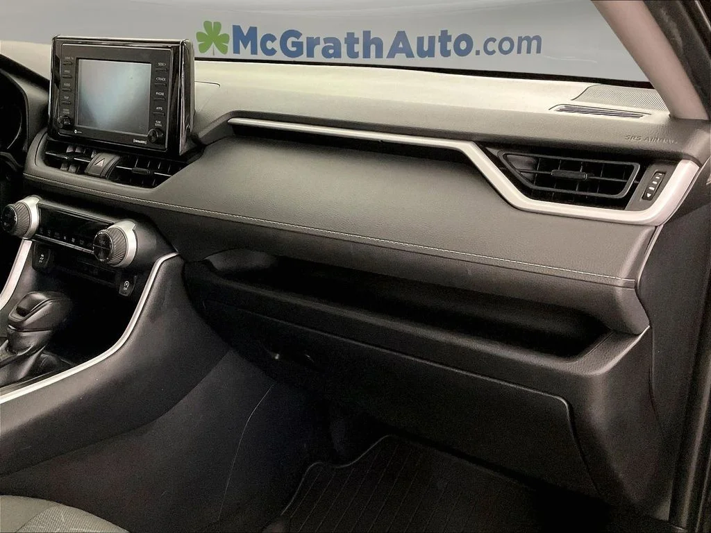 Used 2021 Black Toyota XLE image 21