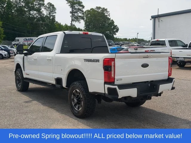 Used 2023 White Ford Lariat image 11