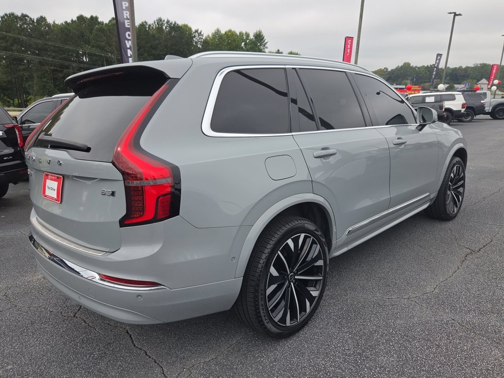 Used 2025  Volvo Plus image 5