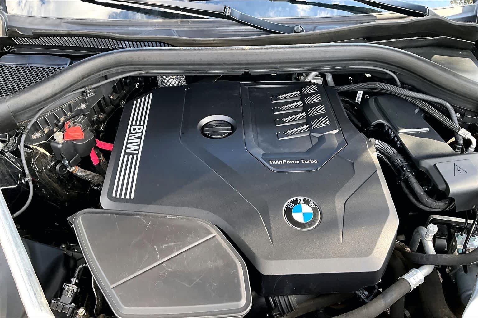 Used 2022 Jet Black BMW xDrive30i image 33