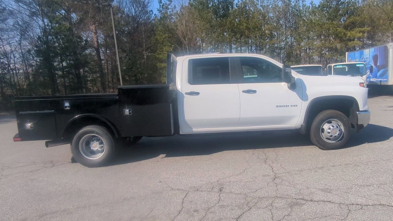 New 2025 Summit White Chevrolet Work Truck image 9