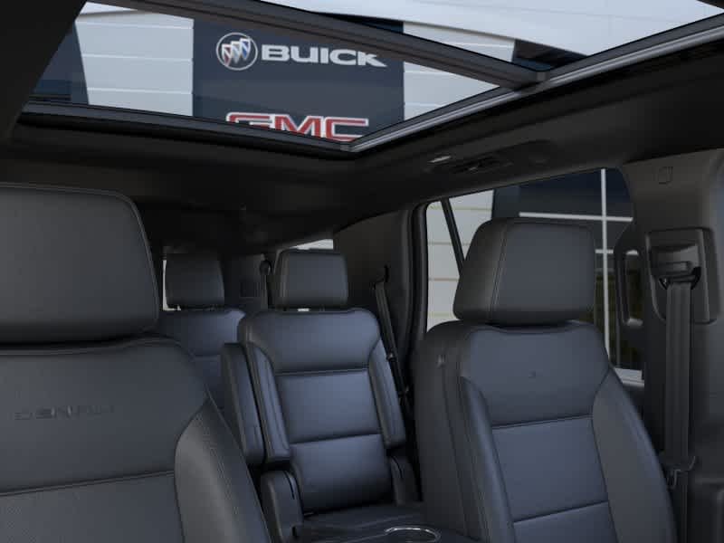 2026 GMC Yukon Denali - Photo 24