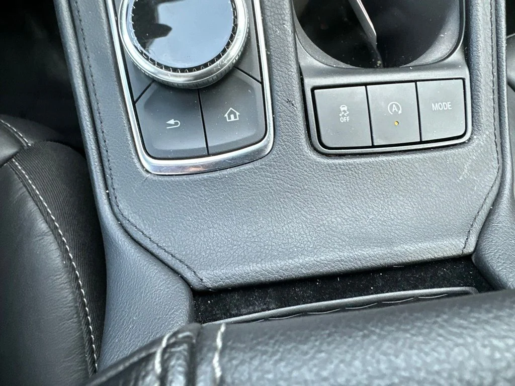 Used 2025 Black Cadillac Premium Luxury image 22