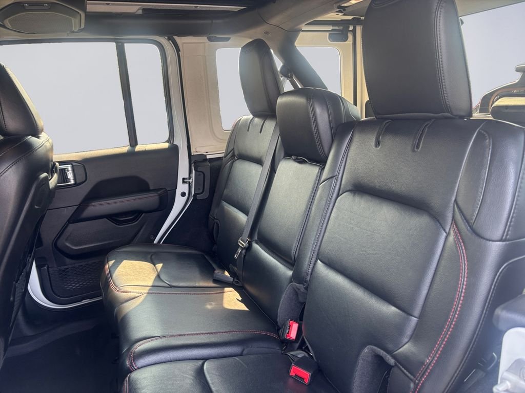 Used 2023 White Jeep Rubicon image 18
