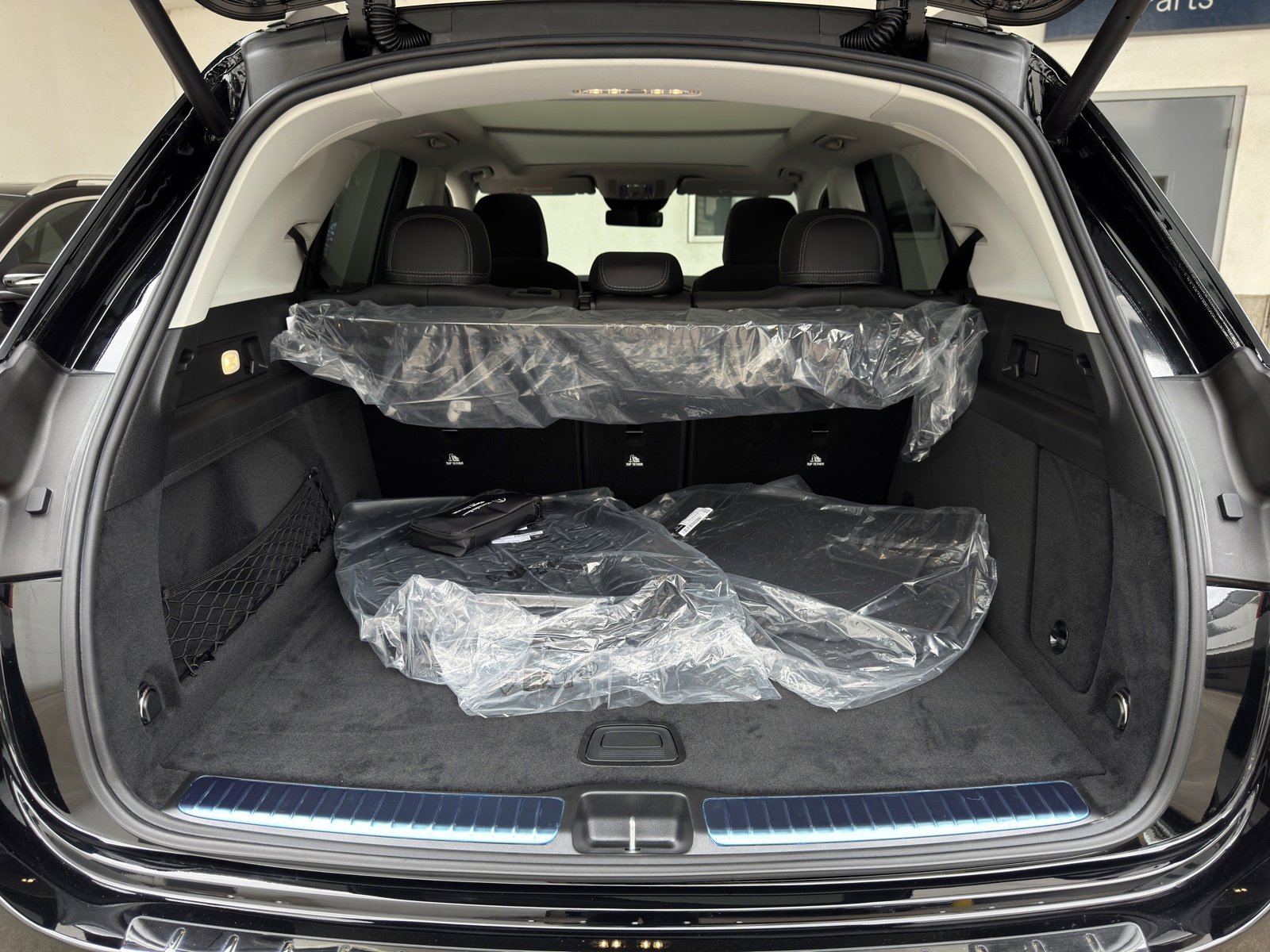 New 2025 Black Mercedes-Benz GLE 350 image 45