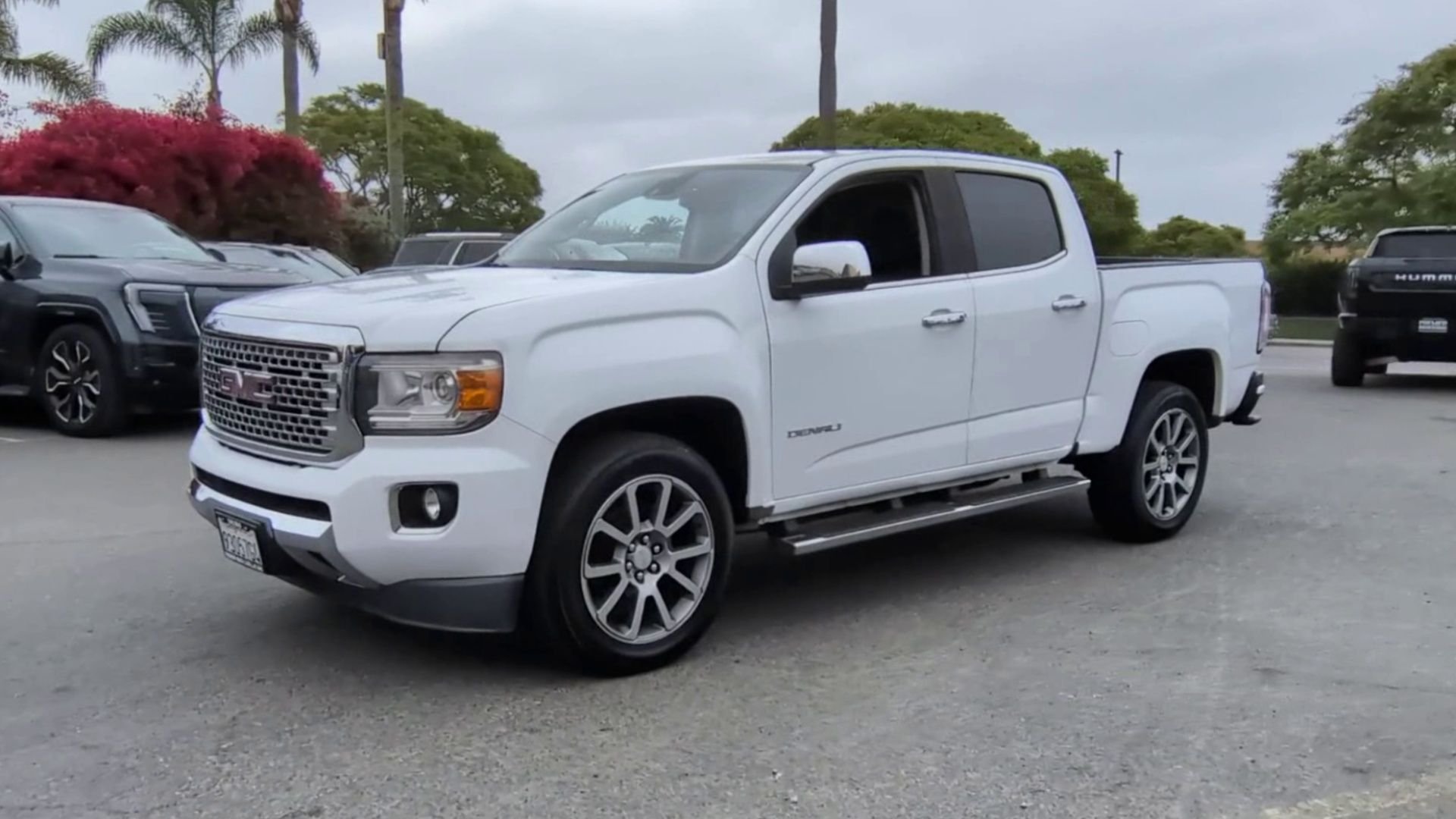 Used 2018 SUMMIT WHITE GMC 2WD Denali image 5