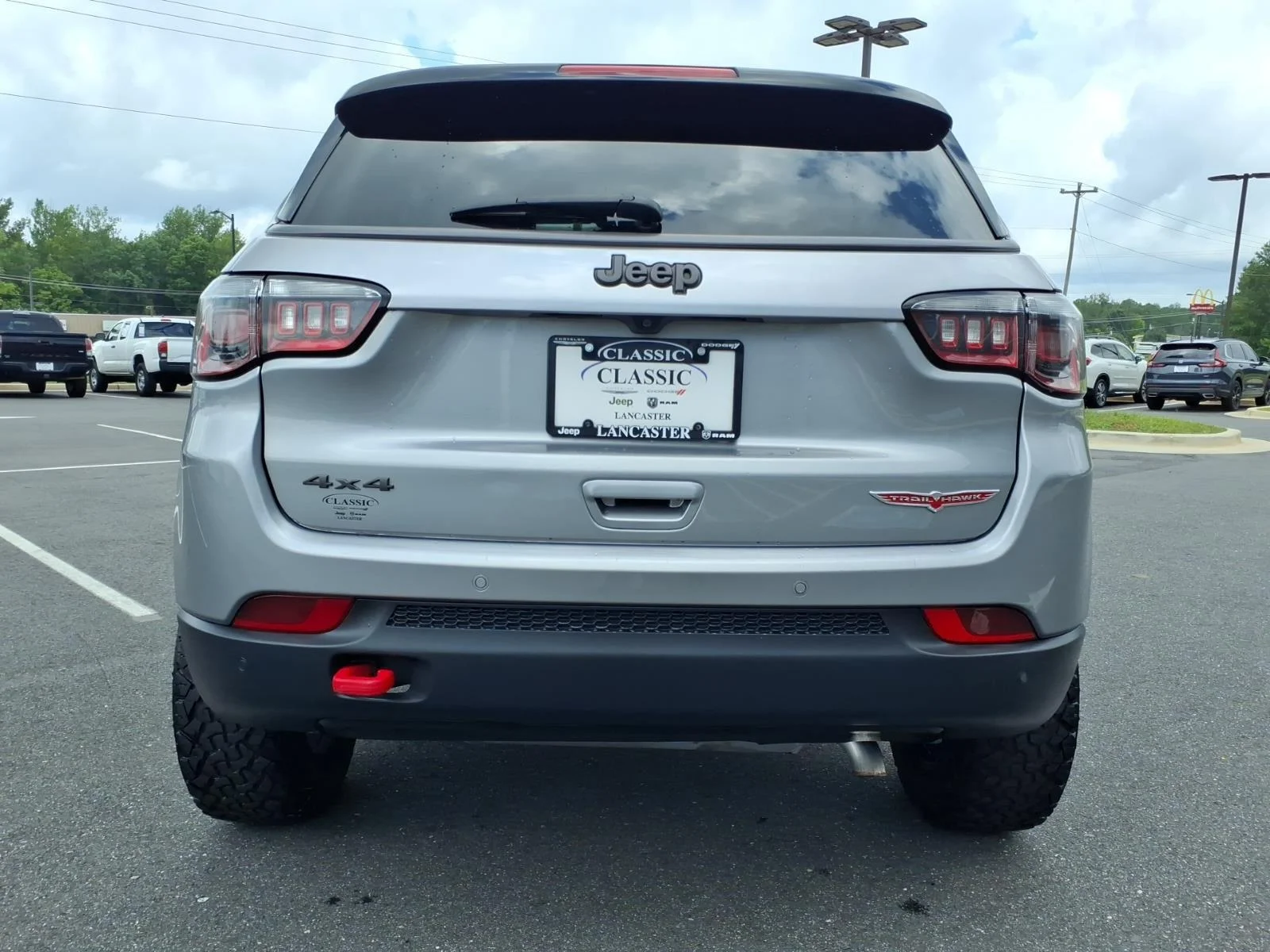 Used 2021 Billet Silver Metallic Clearcoat Jeep Trailhawk image 16